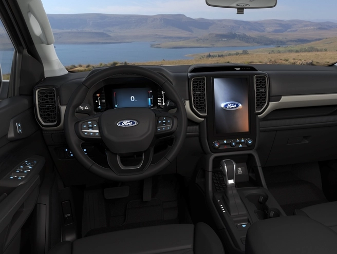 everest ambiente front console