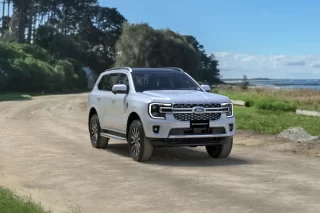 vn platinum snow flake white 01