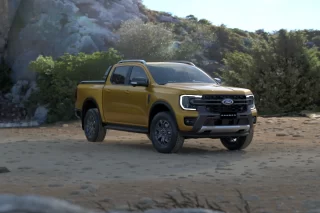 vn wildtrak luxe yellow 01
